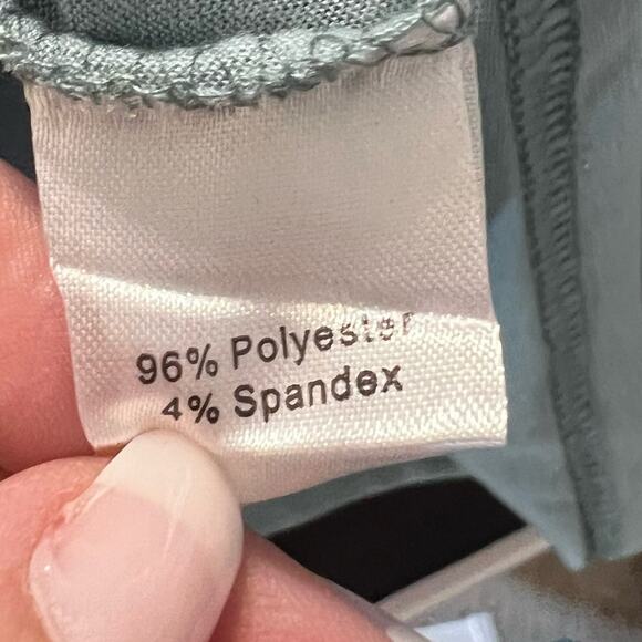 Grace & Emma sz. medium Floral Tee soft girl, floral, casual, every day  2666 - Picture 7 of 8